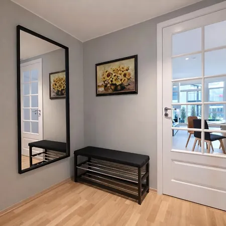 Апартаменти New 5min To Airport At Kokstad Train Station Берген